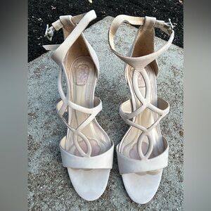 Vince Camuto Cream Strappy Heels, Women’s, Size 8.5